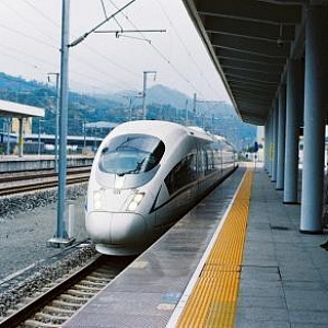 Китай запустил новый поезд ВСМ